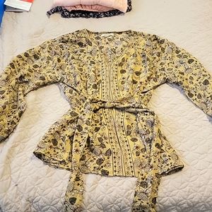 Long sleeve blouse